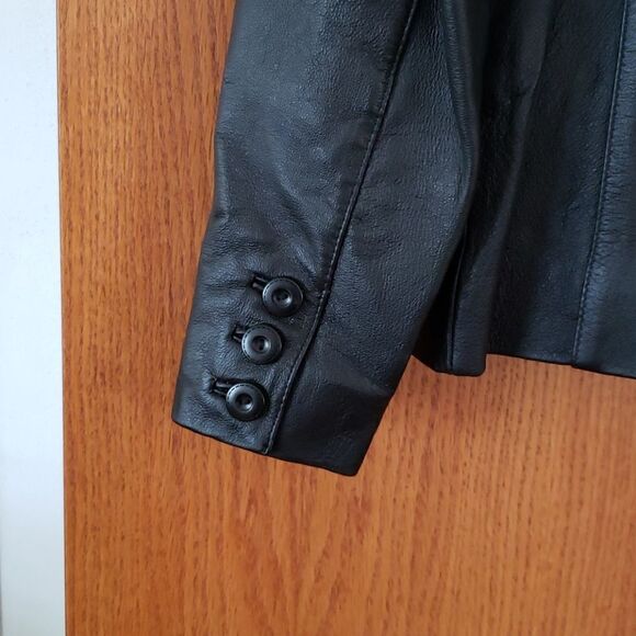 NWOT Ladies East 5th Genuine Leather Coat Jacket Sz M - Picture 4 of 9